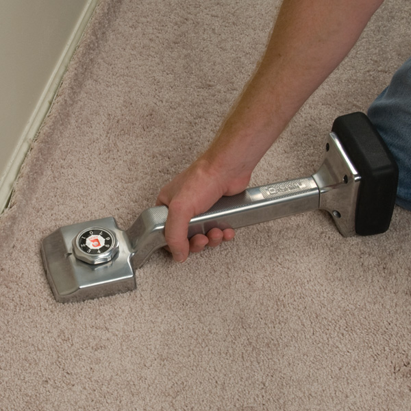 Carpet Stretcher / Knee Kicker In Action - 1 Carpet Stretcher / Knee Kicker In Action - 1