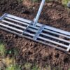 Lawn levelling Rake / Lute - In Action 3