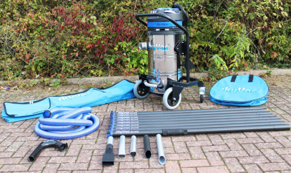 SkyVac Gutter Vacuum - 8 Pole Kit